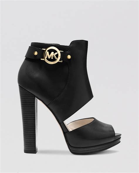 michael kors skor svarta|Michael Kors high heels.